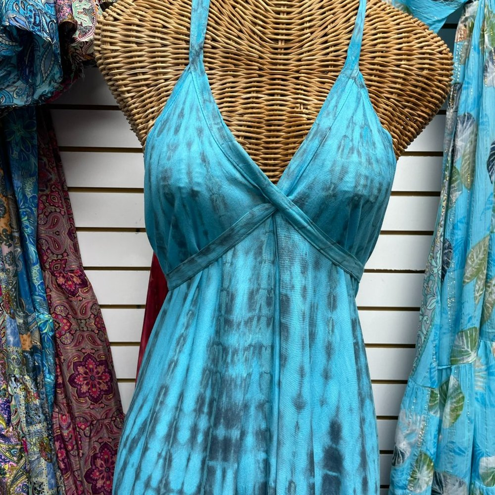 COPY - NEW NWT SEA & SAND BATIK SOFT BLUE RAYON BARE BACK HALTER TIE SUMMER DRE… - Picture 3 of 8